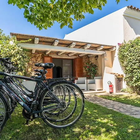 Apartment Charming Le Dimore Di 1 Bed B4 Sleeps 4