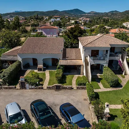Charming Le Dimore Di 1 Bed B4 Sleeps 4 Budoni