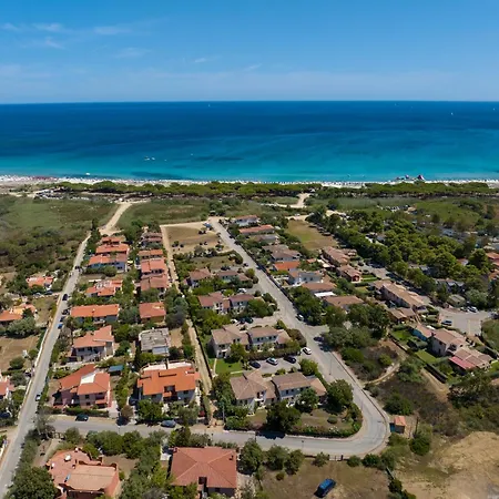 Charming Le Dimore Di 1 Bed B4 Sleeps 4 * Budoni