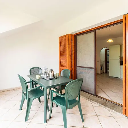 Charming Le Dimore Di 1 Bed B4 Sleeps 4 Appartamento Budoni